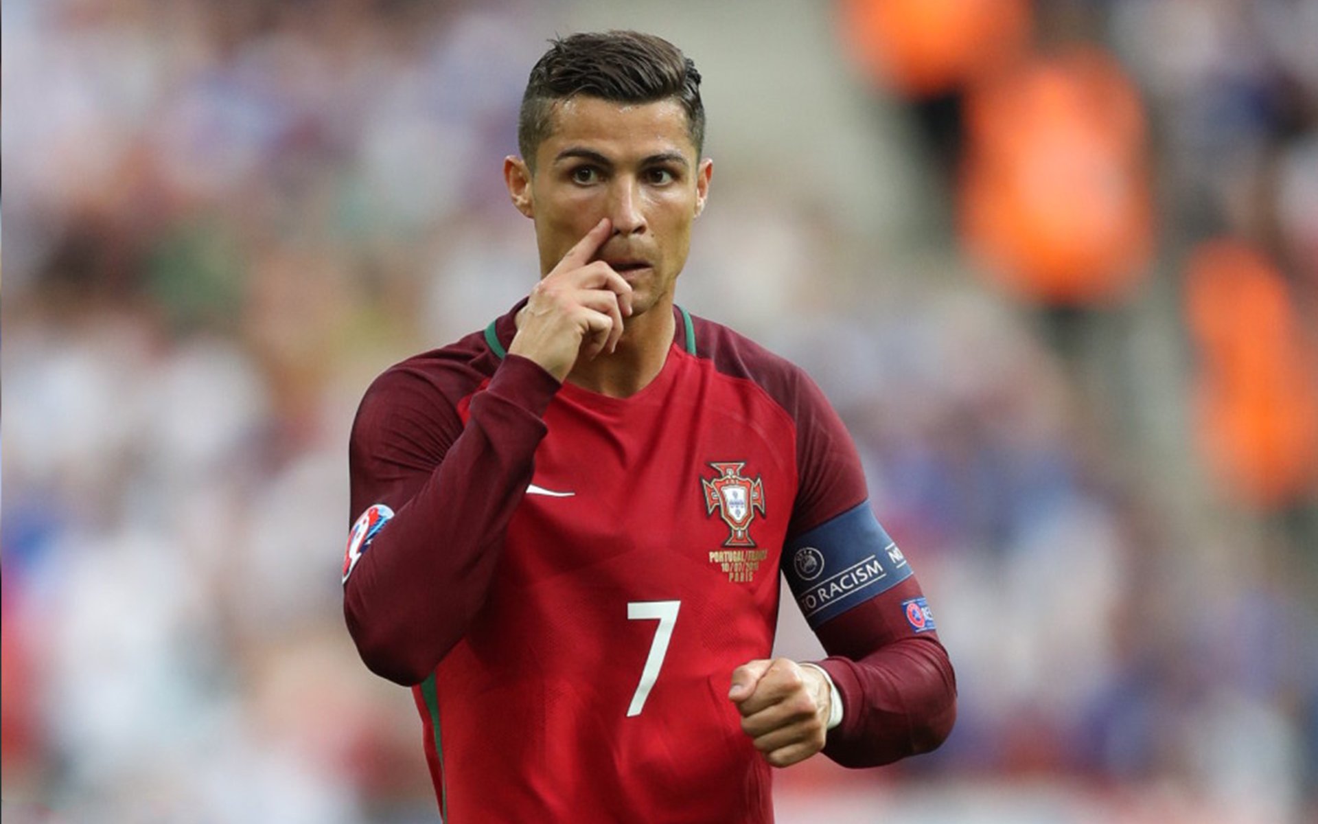 哥伦比亚女足在巴黎奥运会比赛中表现出色，赢得奖品，哥伦比亚男足首发